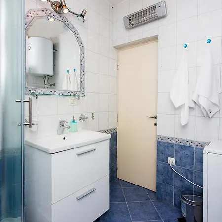 Luce Apartment