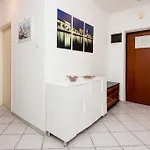 Luce Apartment *
